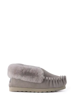 AUS WOOLI HAND STITCHED WOMENS SHEEPSKIN MOCCASIN - Light Grey