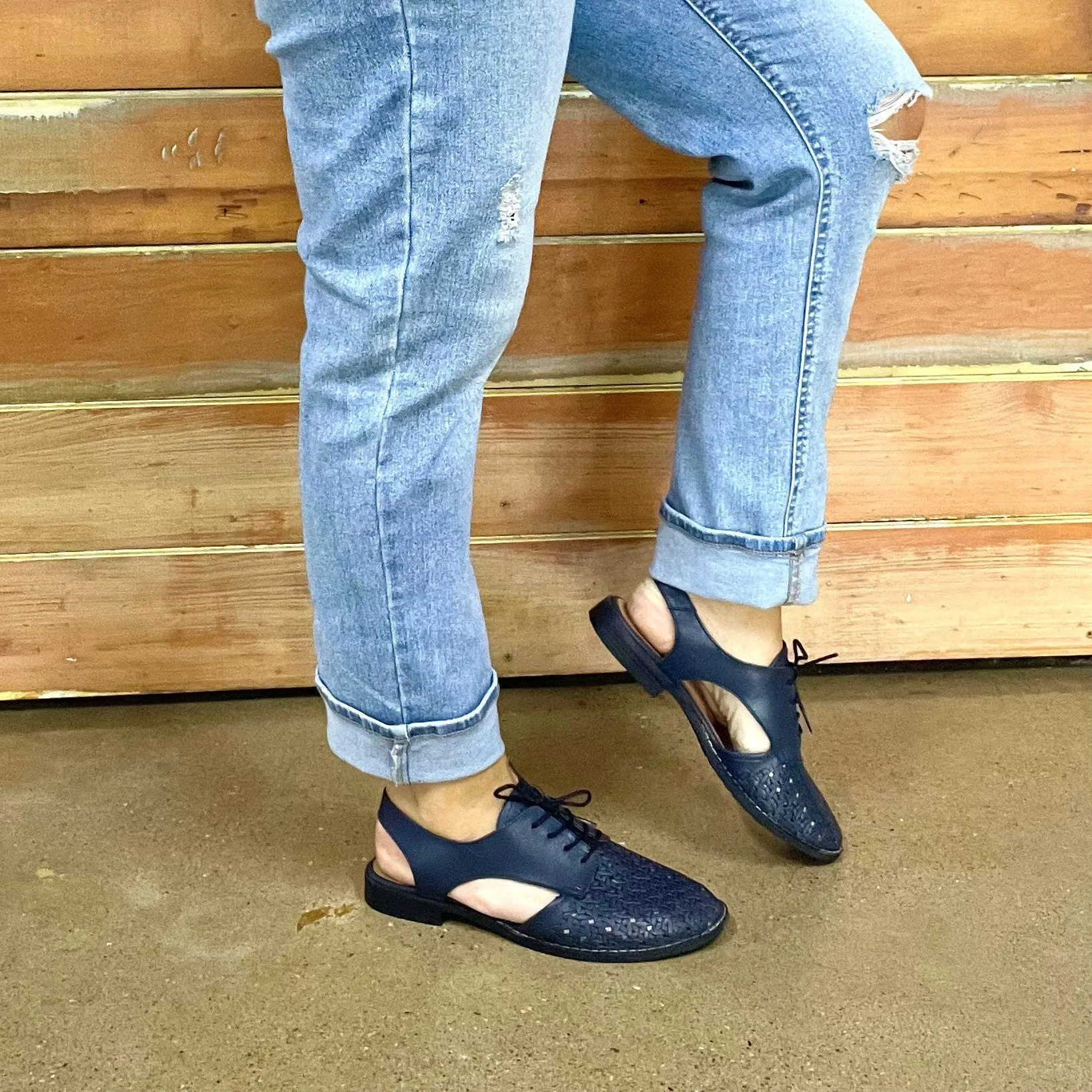 BELIZE - NAVY