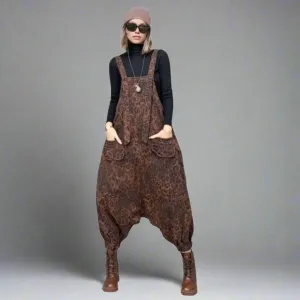 Bold and Elegant Leopard Print Jumpsuit with Relaxed Fit
