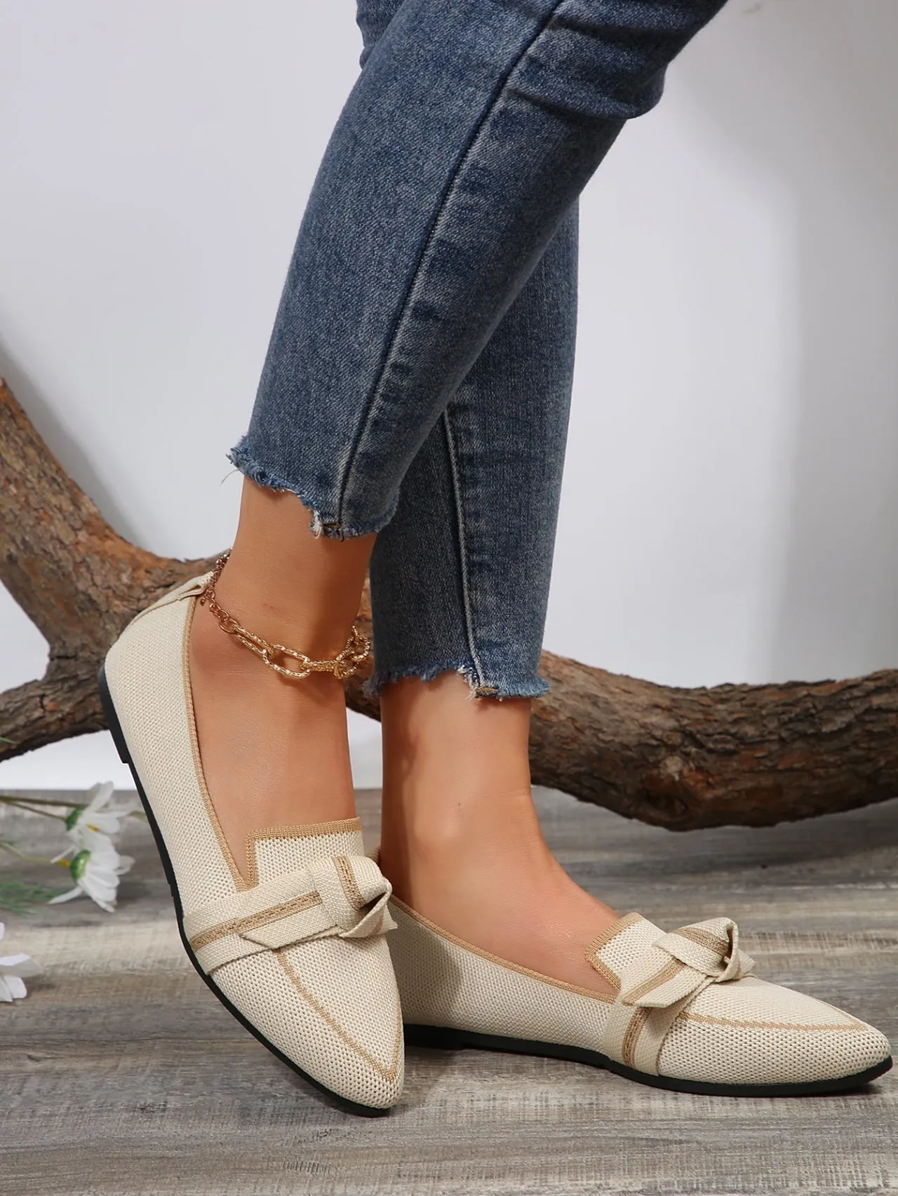 Breathable Flyknit Pointed Toe Bow Flat Slip-ons