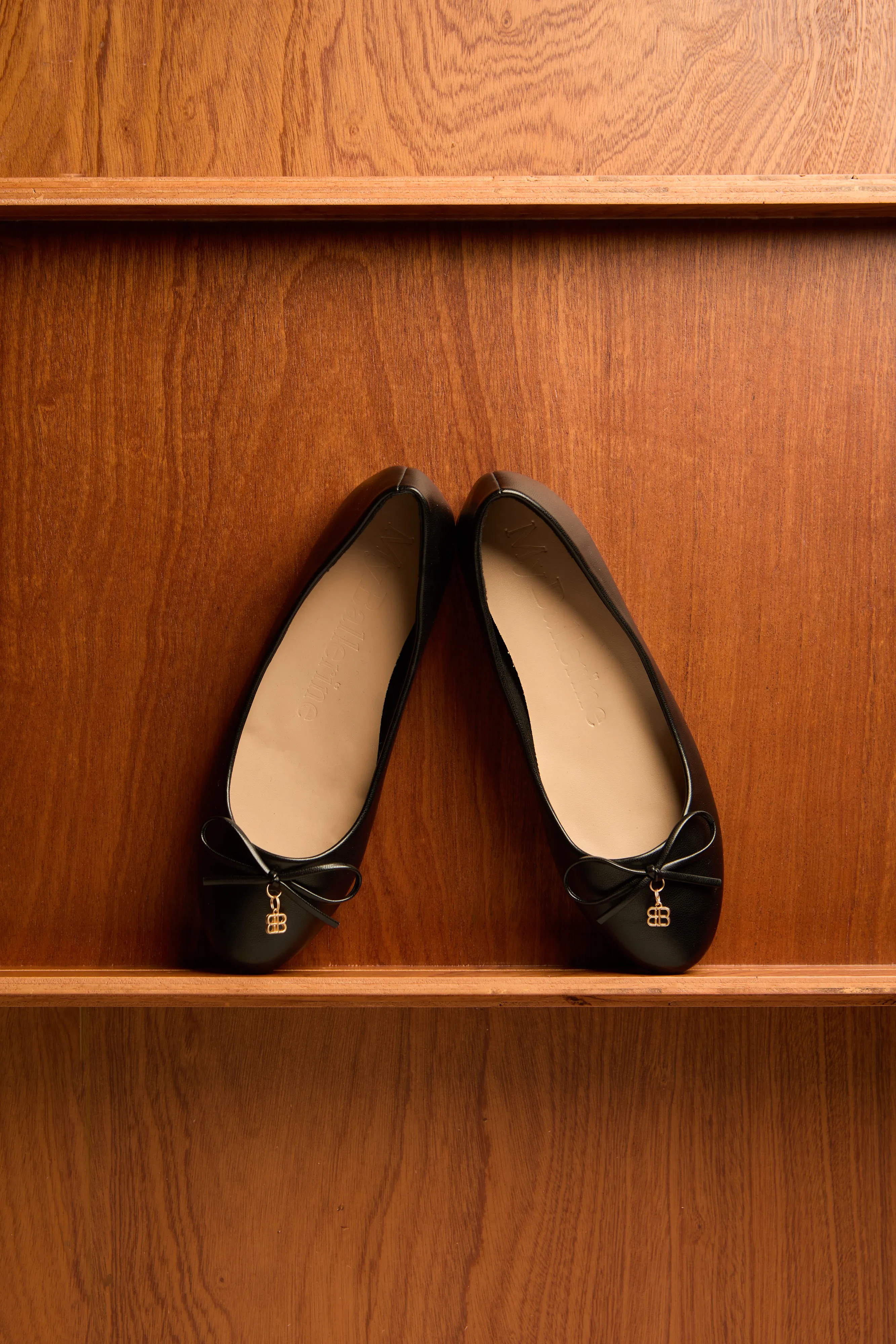 Briony Comfy Ballerina In Black