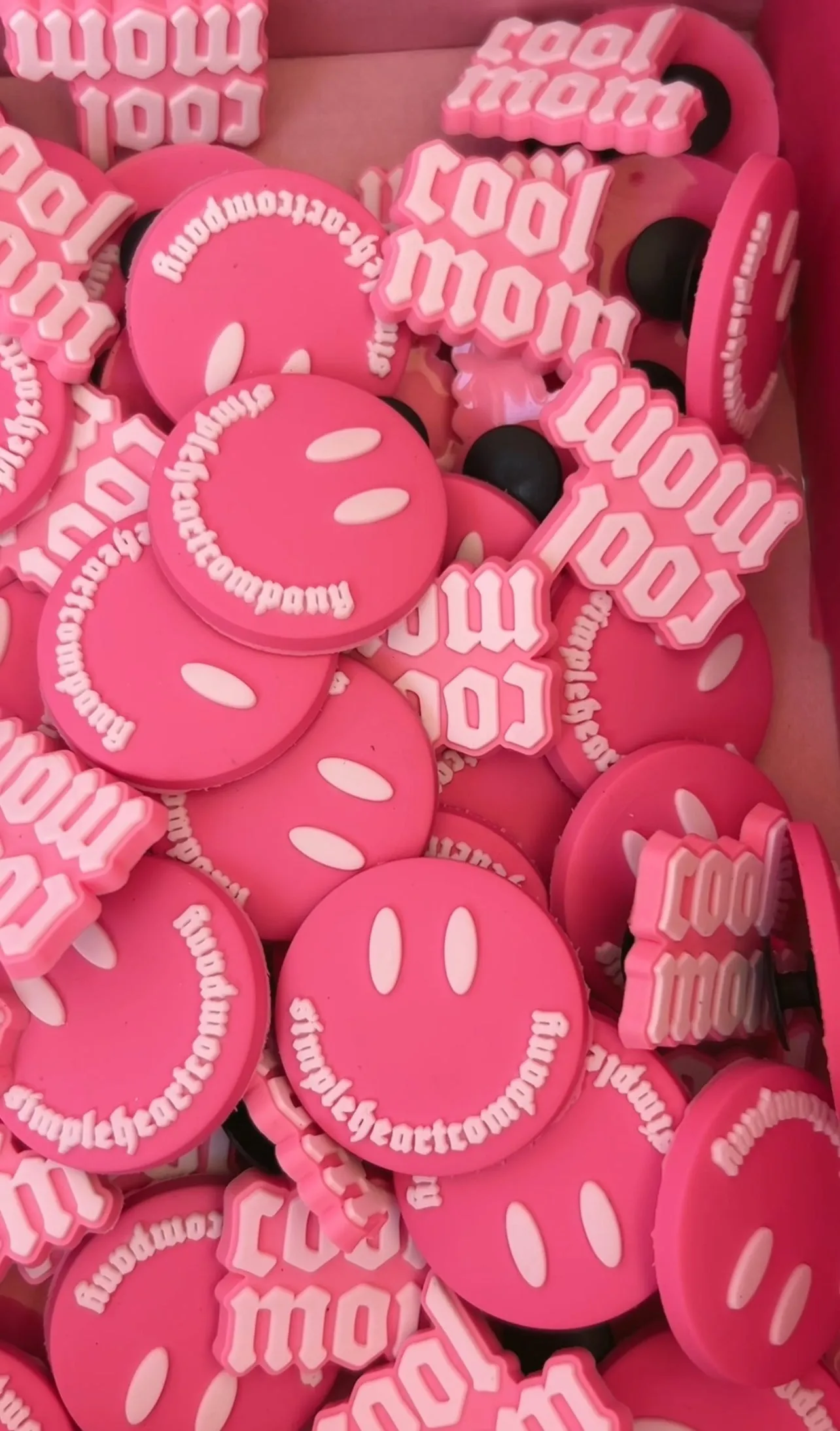 Cool mom show charms