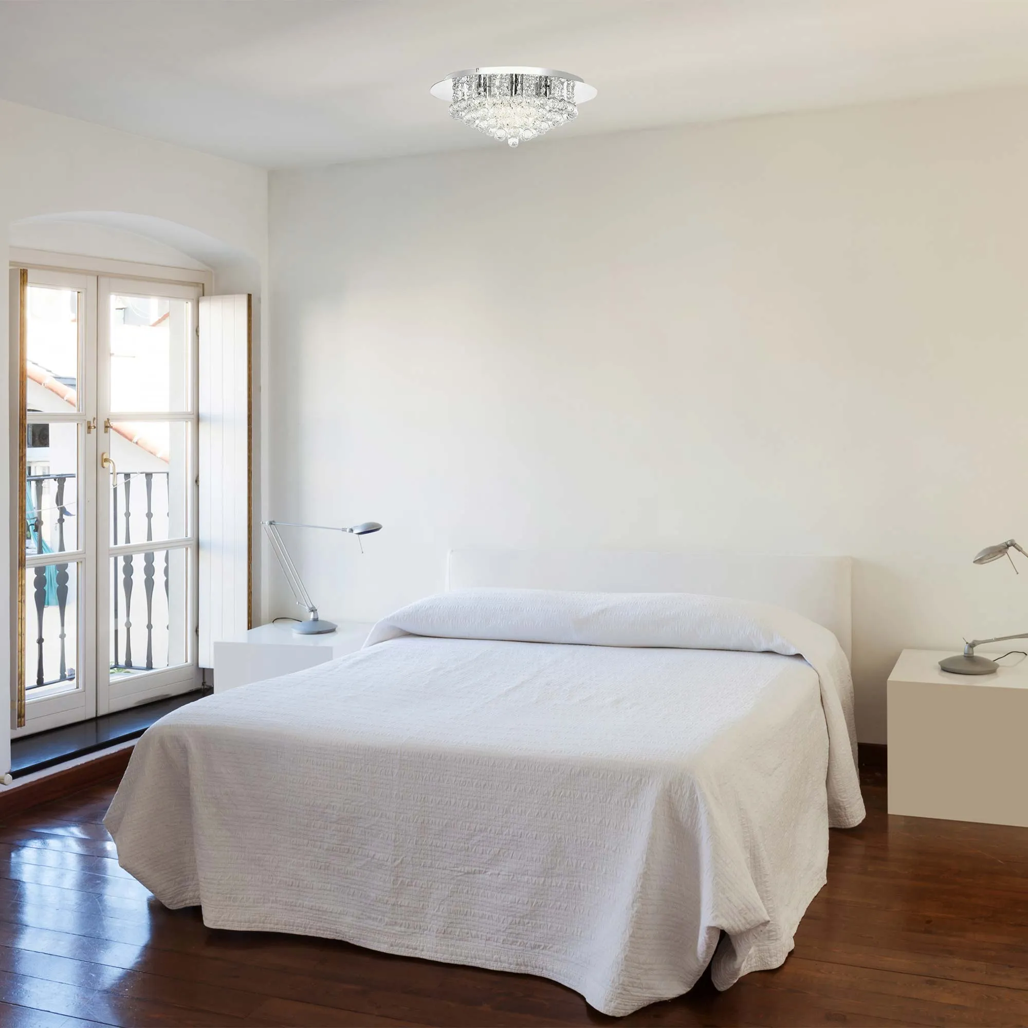 Hyde Park 6 and 8 Arm Pendant LED Light