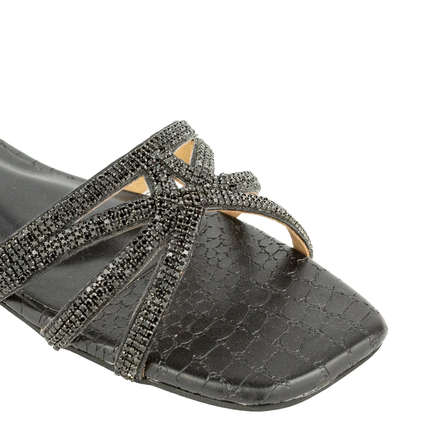 S220F - Black