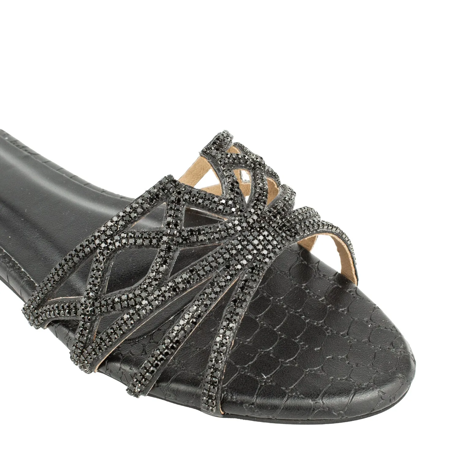 S222F - Black