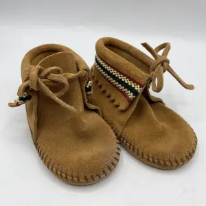 Size 5: Light Brown Leather Moccasins