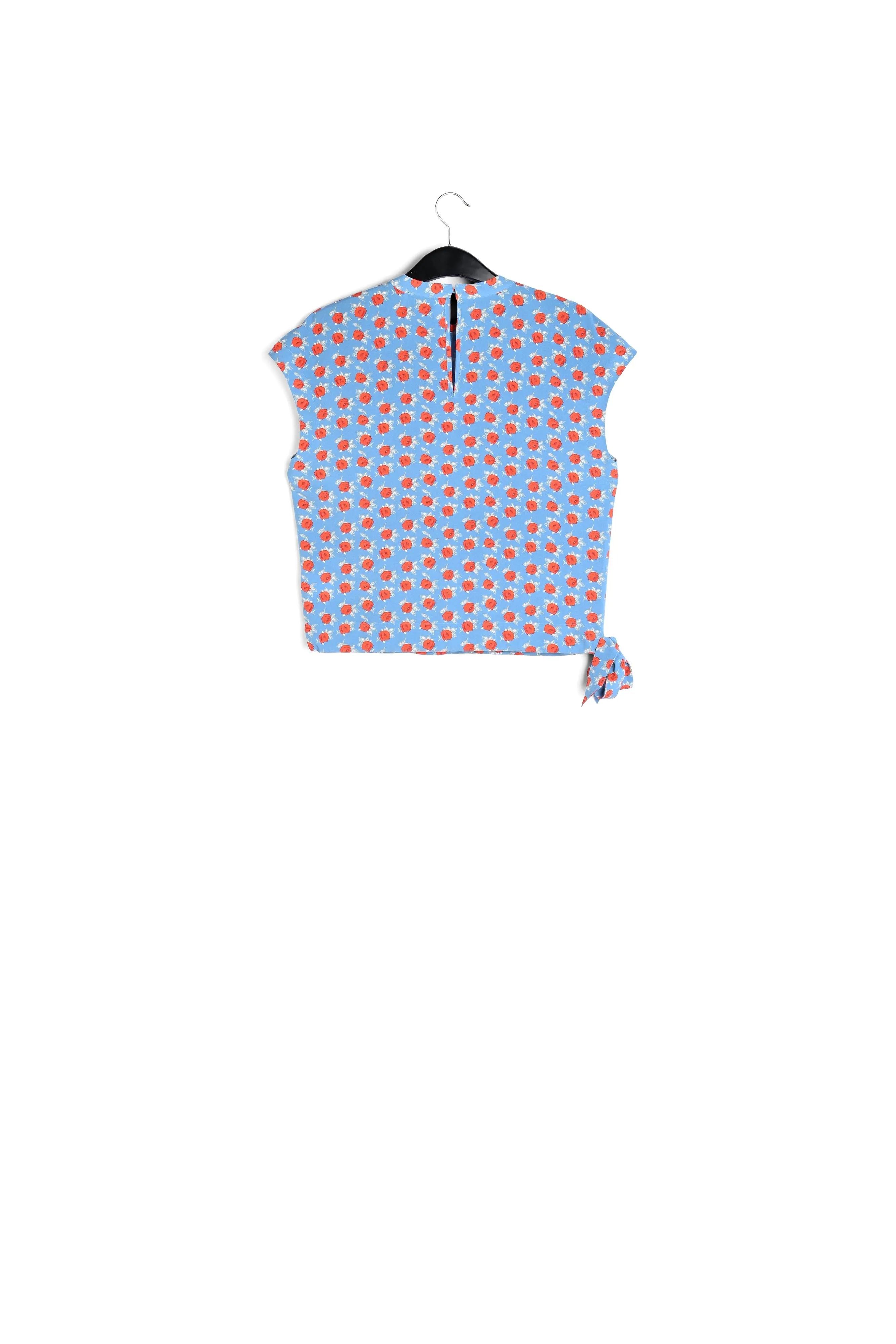Sleeveless top