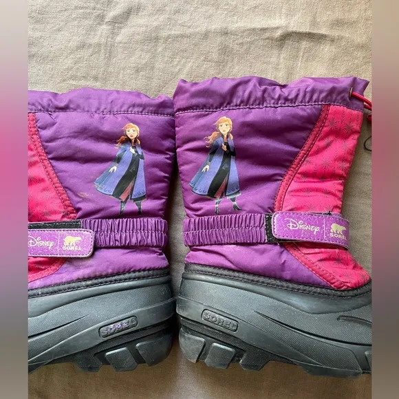 Sorel Disney Anna Frozen 2 Youth Boots Purple Black Girls Youth Size 3