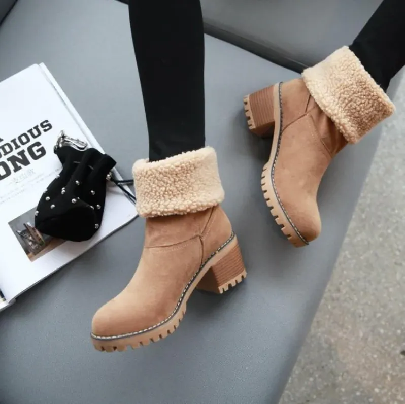 Warm lined women's boots for winter