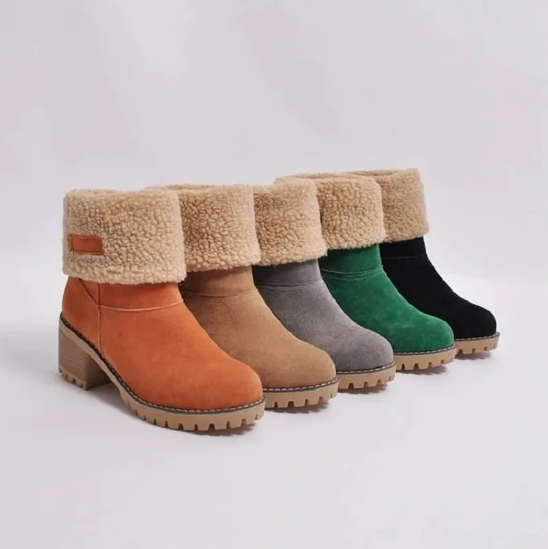 Warm lined women's boots for winter