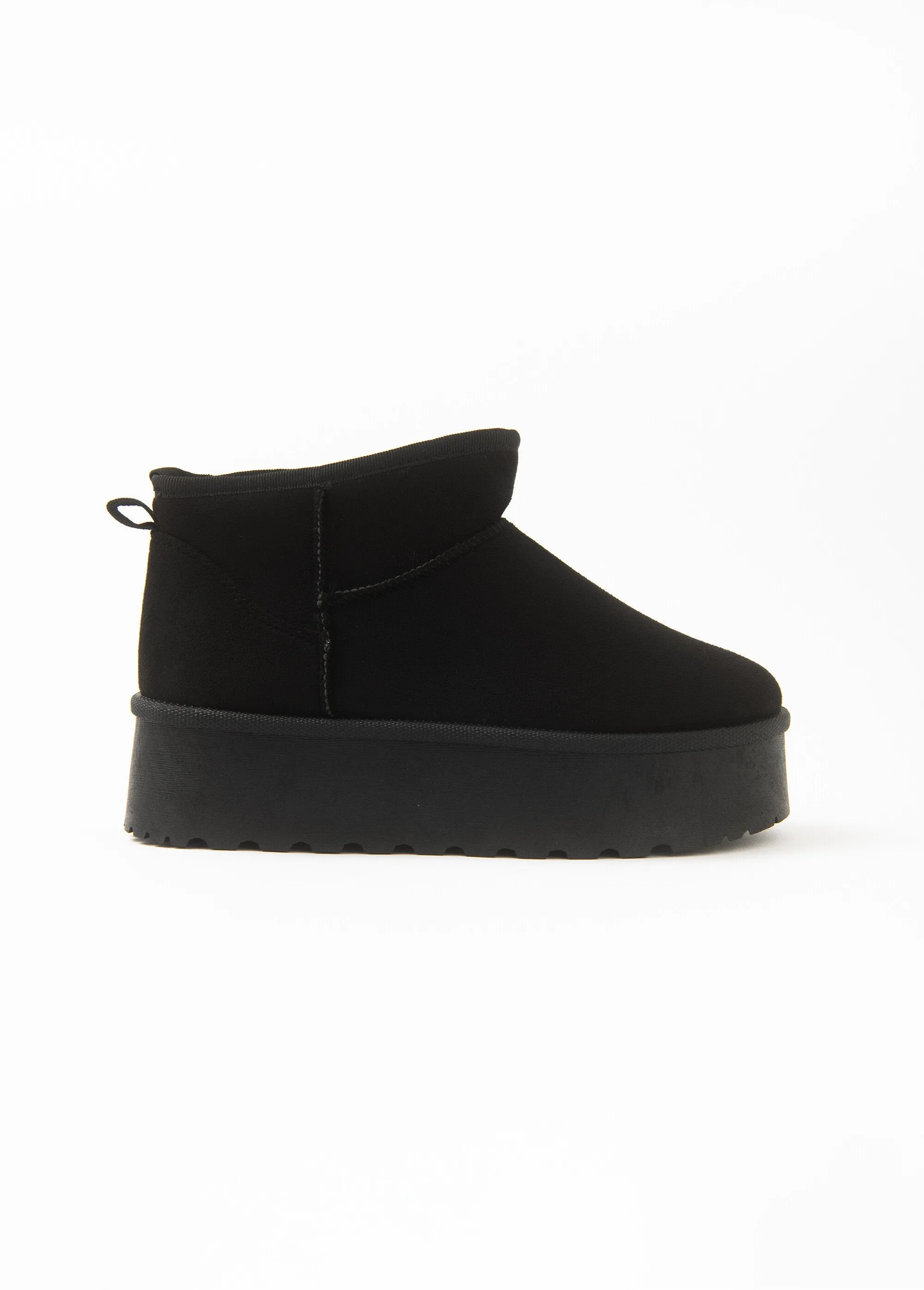 Warm suede-look lined boots
