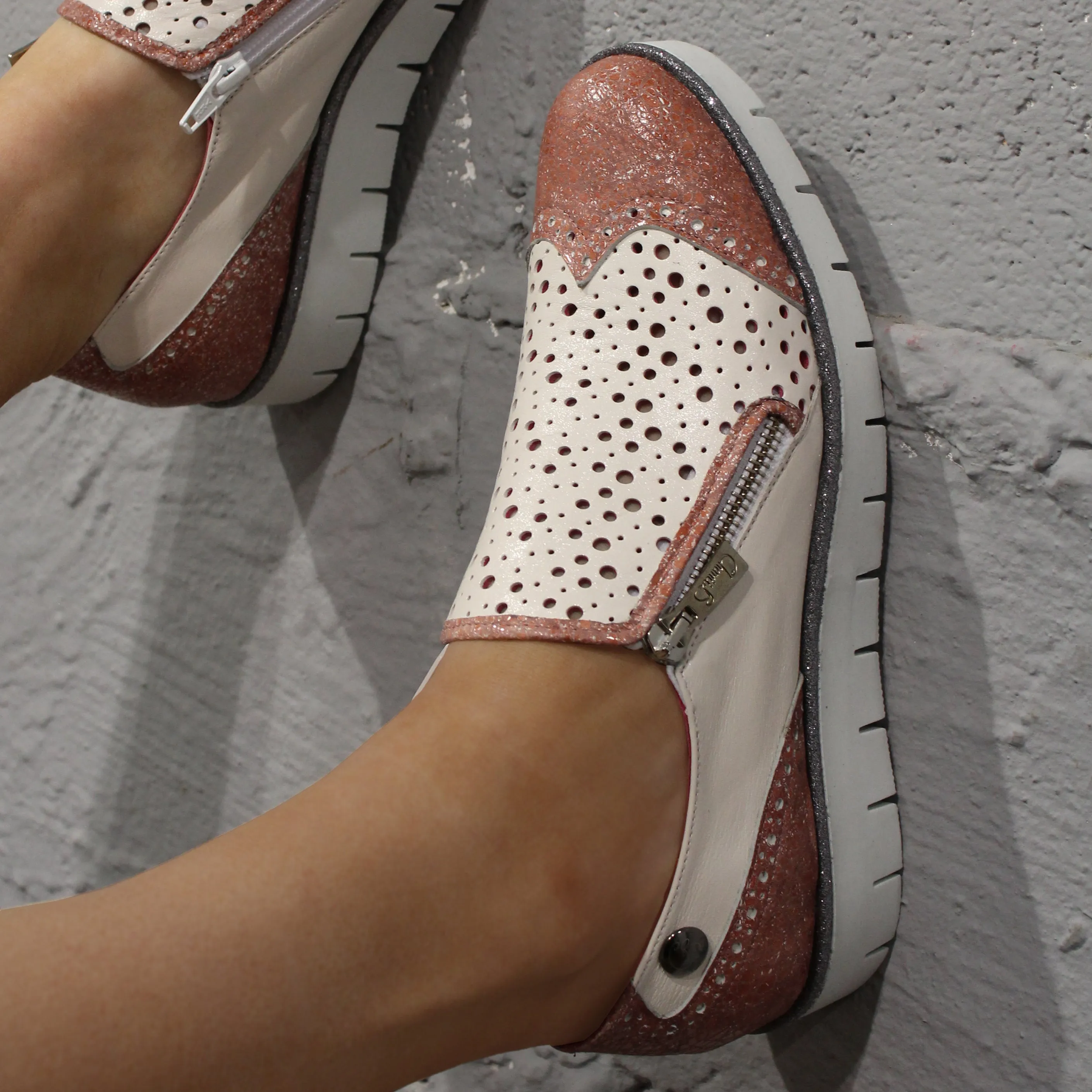 Zap Perf - Pink crack slip on shoe